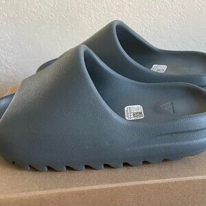 ADIDAS Yeezy Slides Slate Marine Size 5
